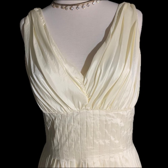 NWT Suzi Chin For Maggie Boutique Diamond white dress Size 8 - Picture 4 of 16